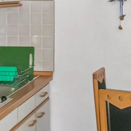 1 Bedroom Cozy In Ot Holiday home Aue-Bad Schlema
